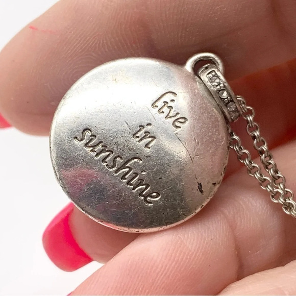 Fossil Jeweled Flower Pendant Necklace - Picture 4 of 4